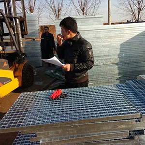 和稳重公司合作很愉快！